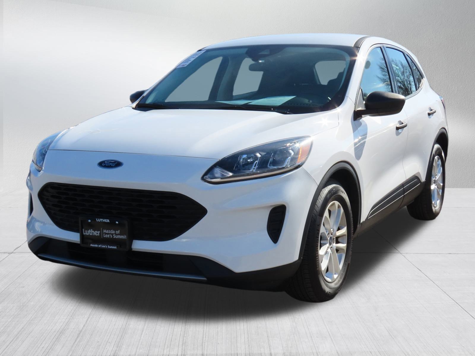 Used 2022 Ford Escape S image 3