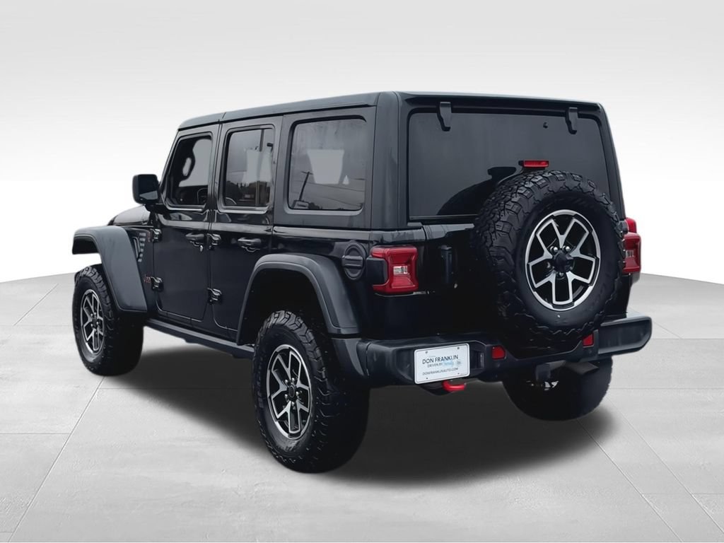 Used 2024 Jeep Wrangler Unlimited Rubicon w/ Technology Group AWD/4WD image 6
