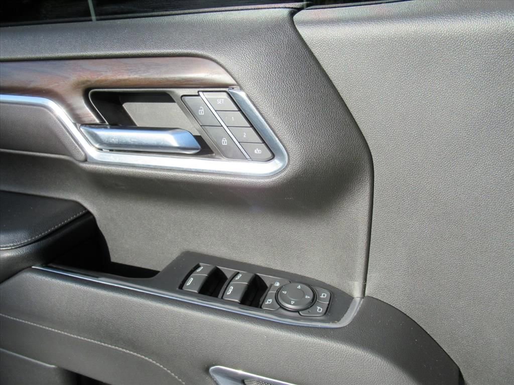 Used 2022 GMC Sierra 1500 SLT w/ SLT Premium Plus Package image 21