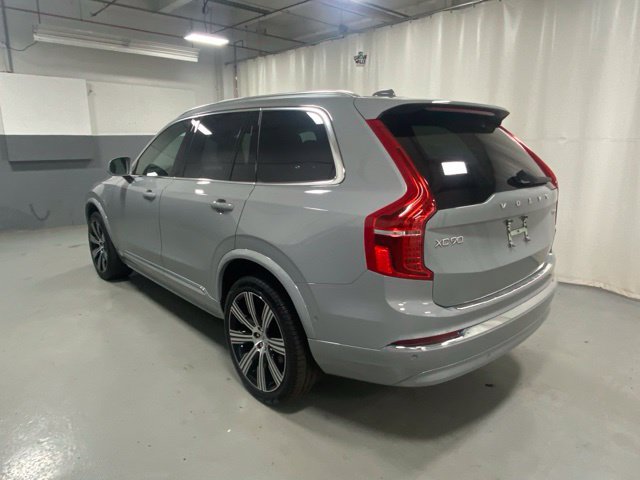 Used 2025 Volvo XC90 T8 Plus w/ Protection Package Premier AWD/4WD image 2