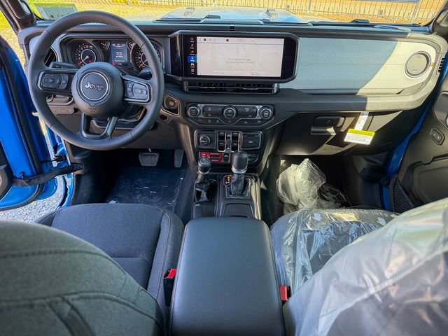 New 2026 Jeep Gladiator Sport AWD/4WD image 23
