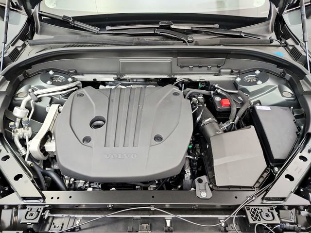 New 2026 Volvo XC60 B5 Ultra w/ Climate Package AWD/4WD image 36