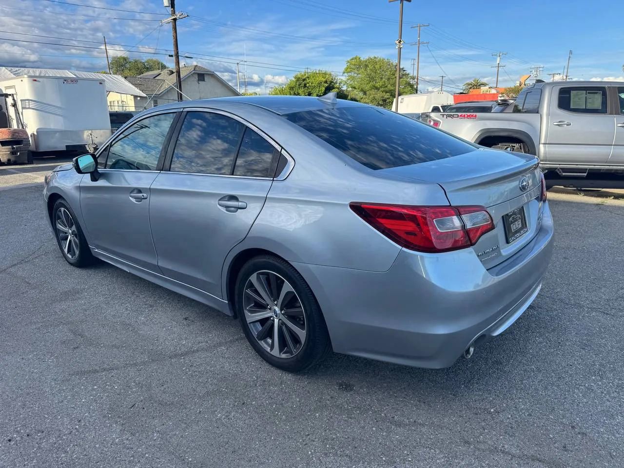 Used 2017 Subaru Legacy 3.6R Limited AWD/4WD image 5