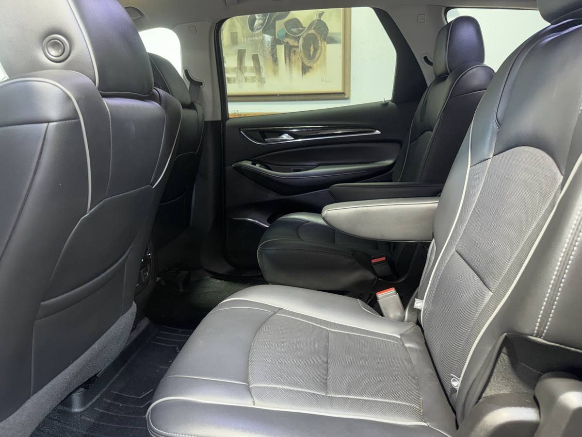 Used 2020 Buick Enclave Avenir FWD image 20