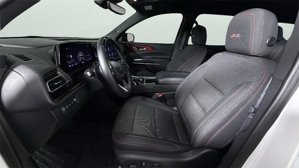 Used 2024 Chevrolet Traverse Z71 w/ Enhanced Driving Package image 17