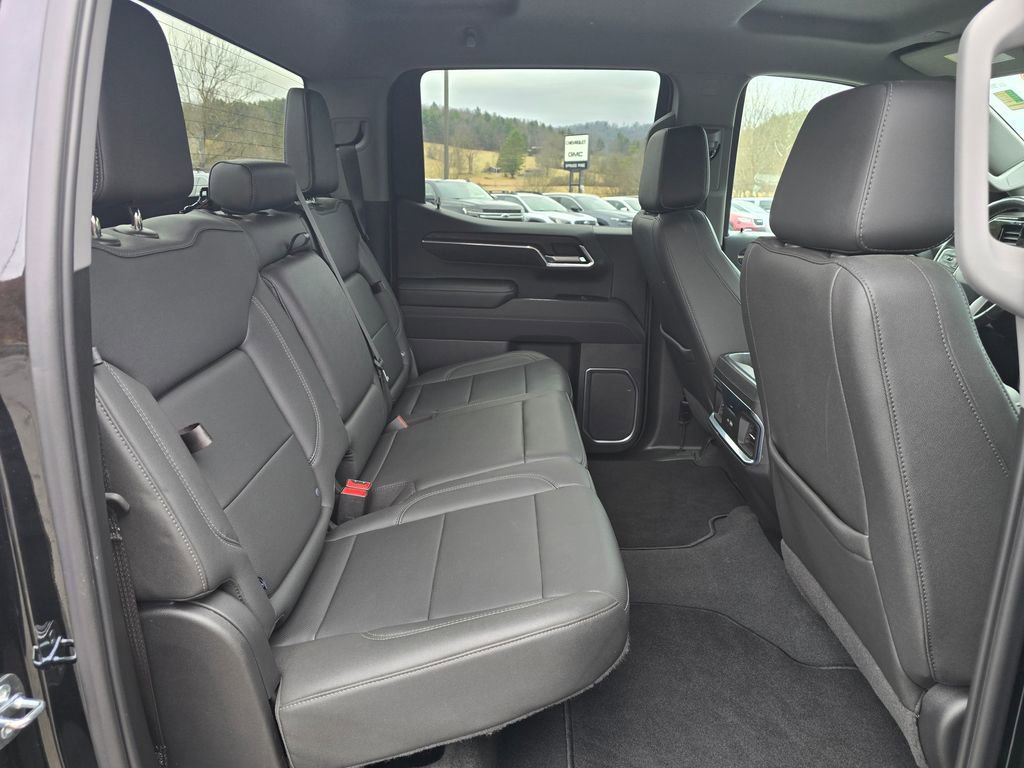 Used 2023 GMC Sierra 1500 SLT w/ SLT Convenience Package AWD/4WD image 27