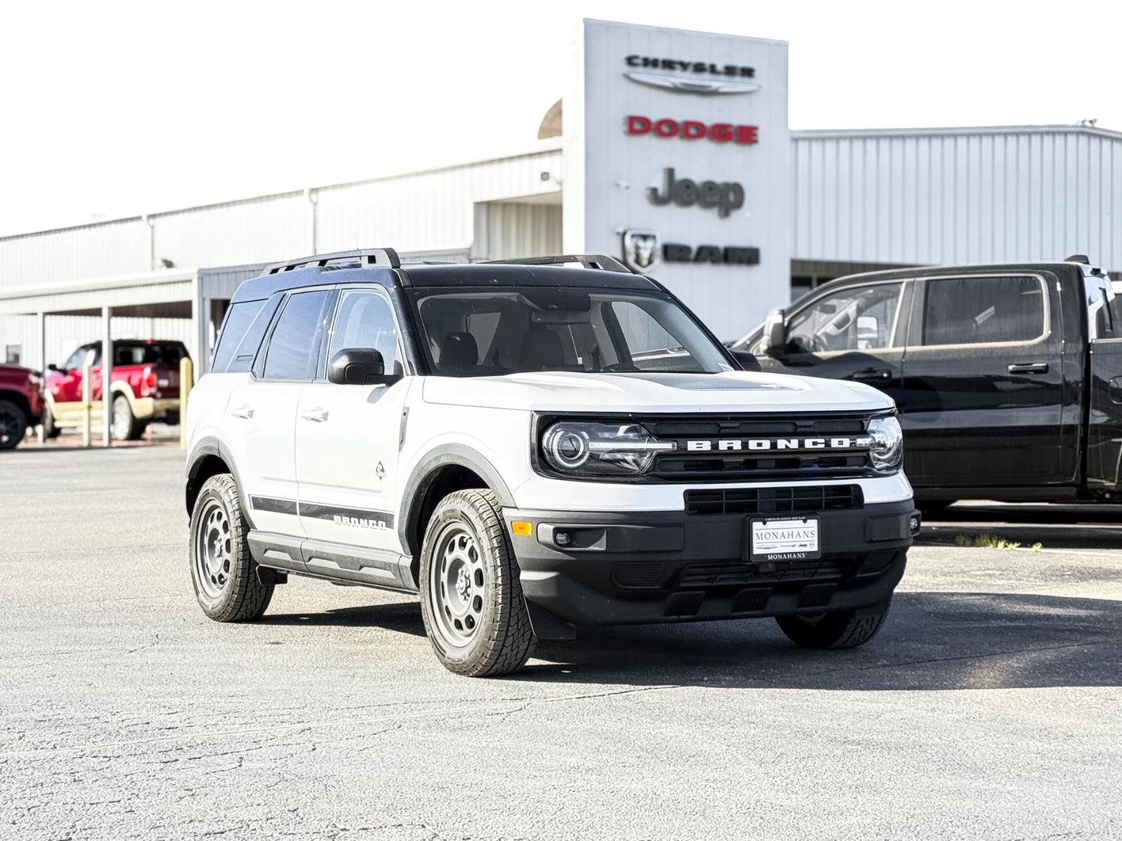 Used 2024 Ford Bronco Sport Outer Banks image 3