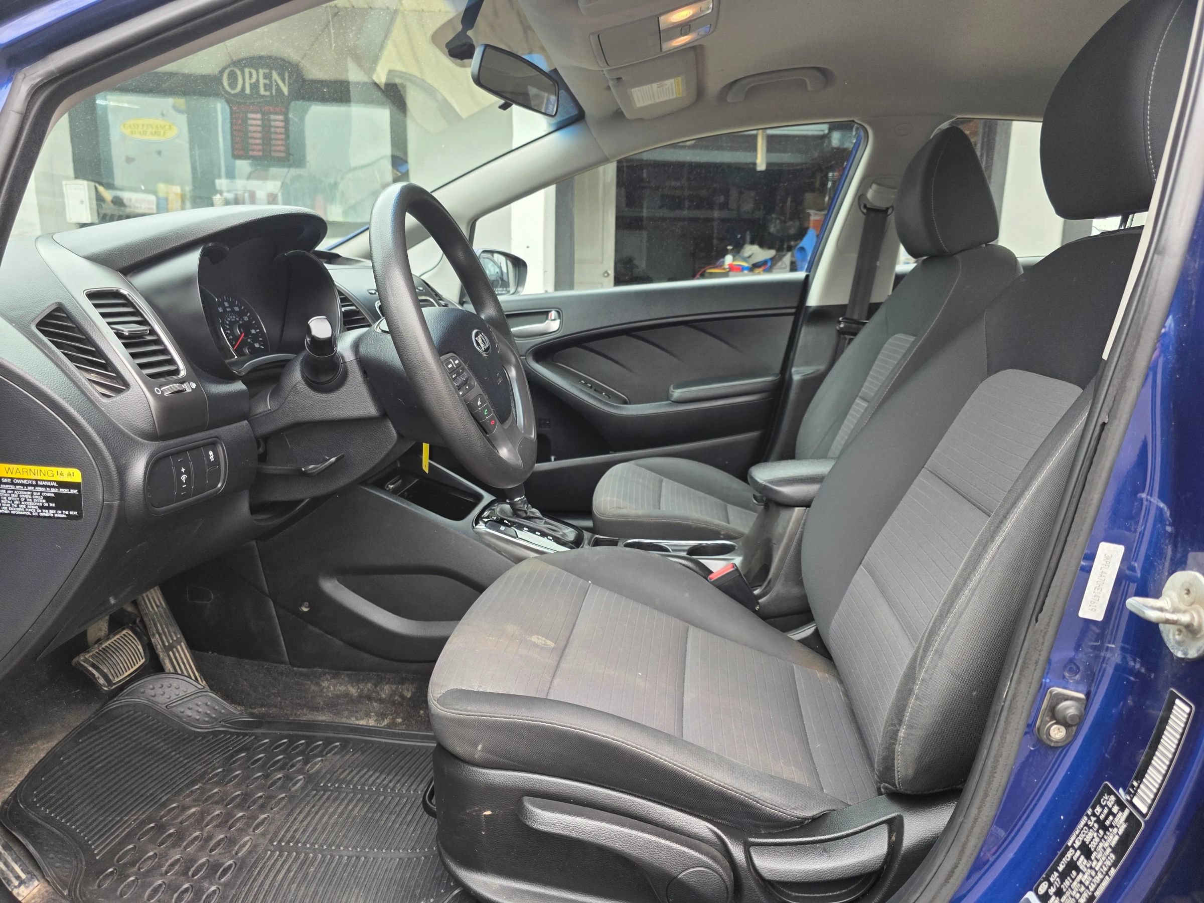Used 2017 Kia Forte LX w/ LX Popular Package FWD image 9