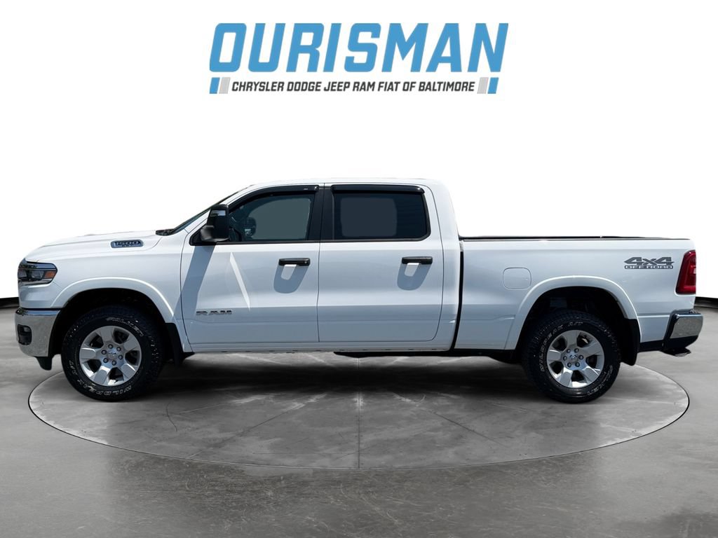 Used 2025 RAM 1500 Big Horn AWD/4WD image 3