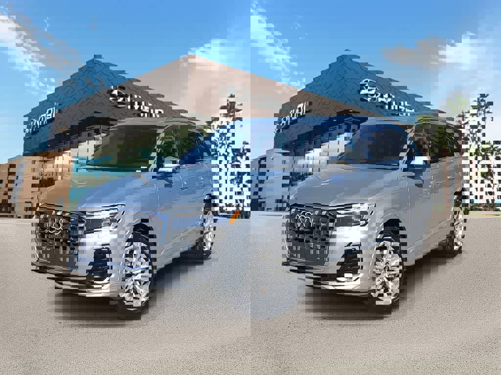 Used 2025 Audi Q7 Premium Plus