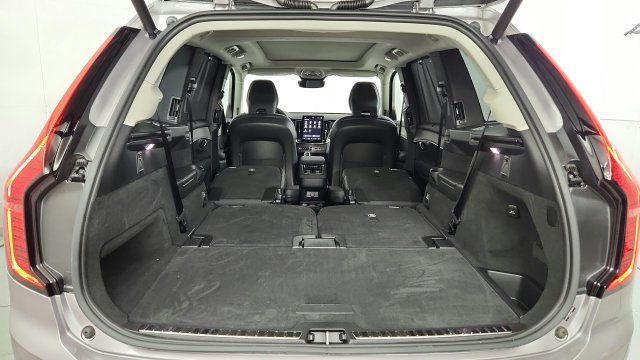 Used 2026 Volvo XC90 B6 Ultra w/ Protection Package AWD/4WD image 44