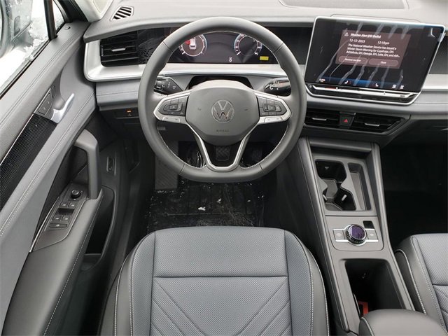 New 2026 Volkswagen Tiguan SE image 9