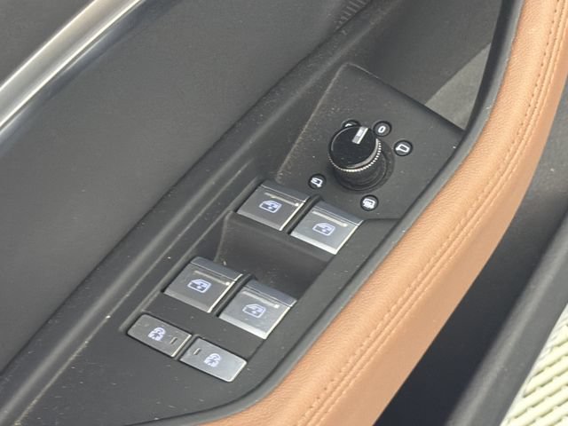 Used 2022 Audi e-tron Premium Plus AWD/4WD image 13
