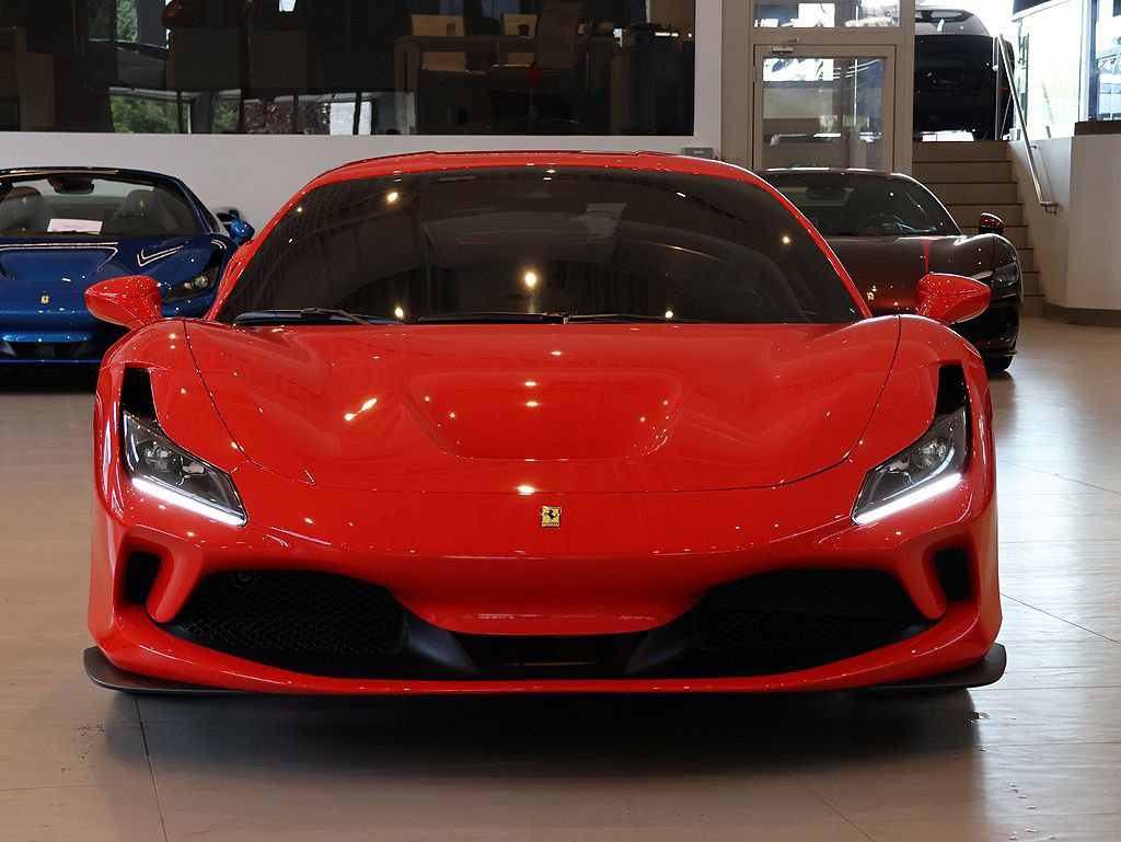 Certified 2021 Ferrari F8 Tributo RWD image 17