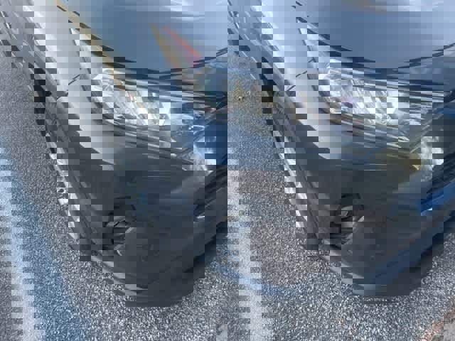 Used 2020 Toyota RAV4 XLE image 12