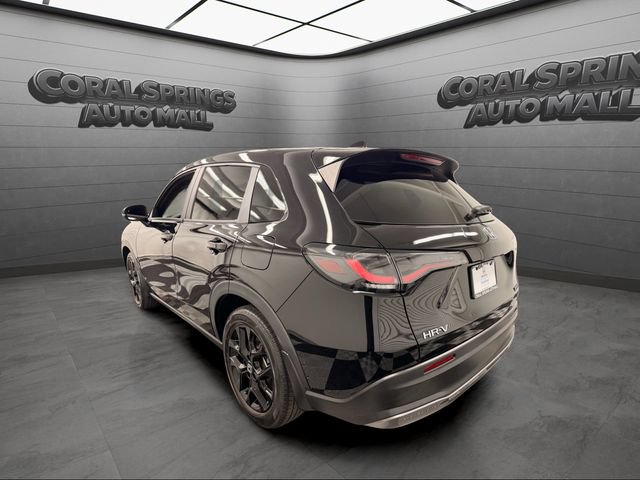 Certified 2023 Honda HR-V Sport image 3