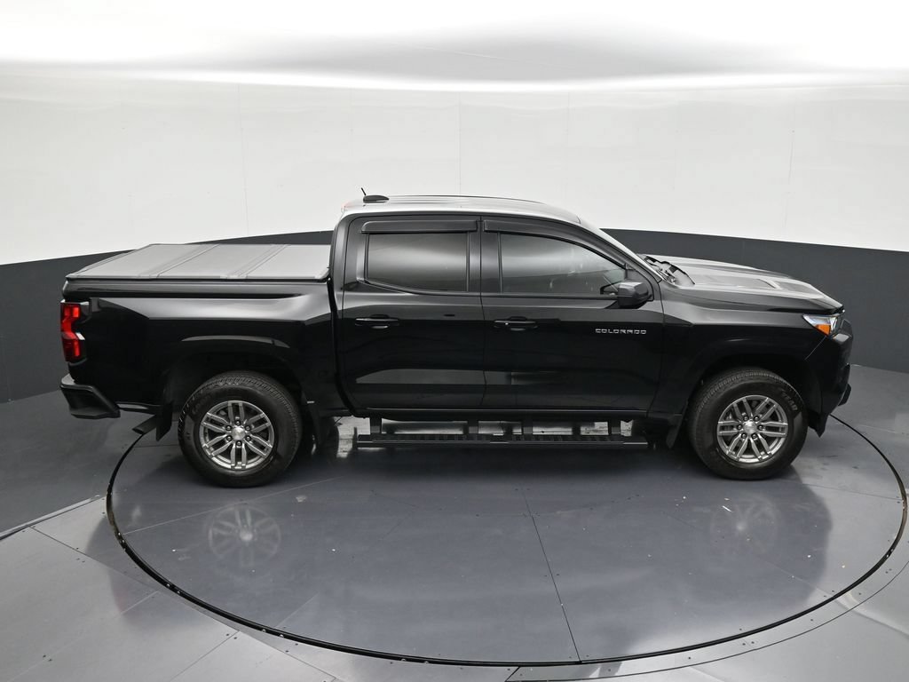Used 2025 Chevrolet Colorado LT RWD image 17