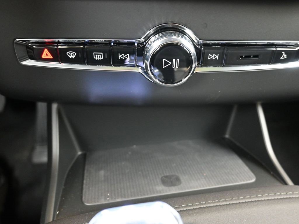 New 2026 Volvo XC90 B6 Ultra w/ Lounge Package image 35