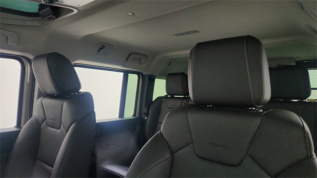 Used 2024 INEOS Grenadier Fieldmaster Edition image 35