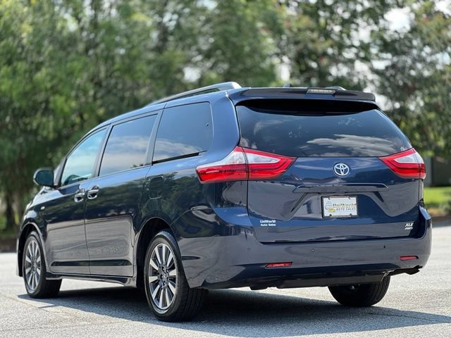Used 2018 Toyota Sienna XLE w/ XLE Navigation Package AWD/4WD image 7