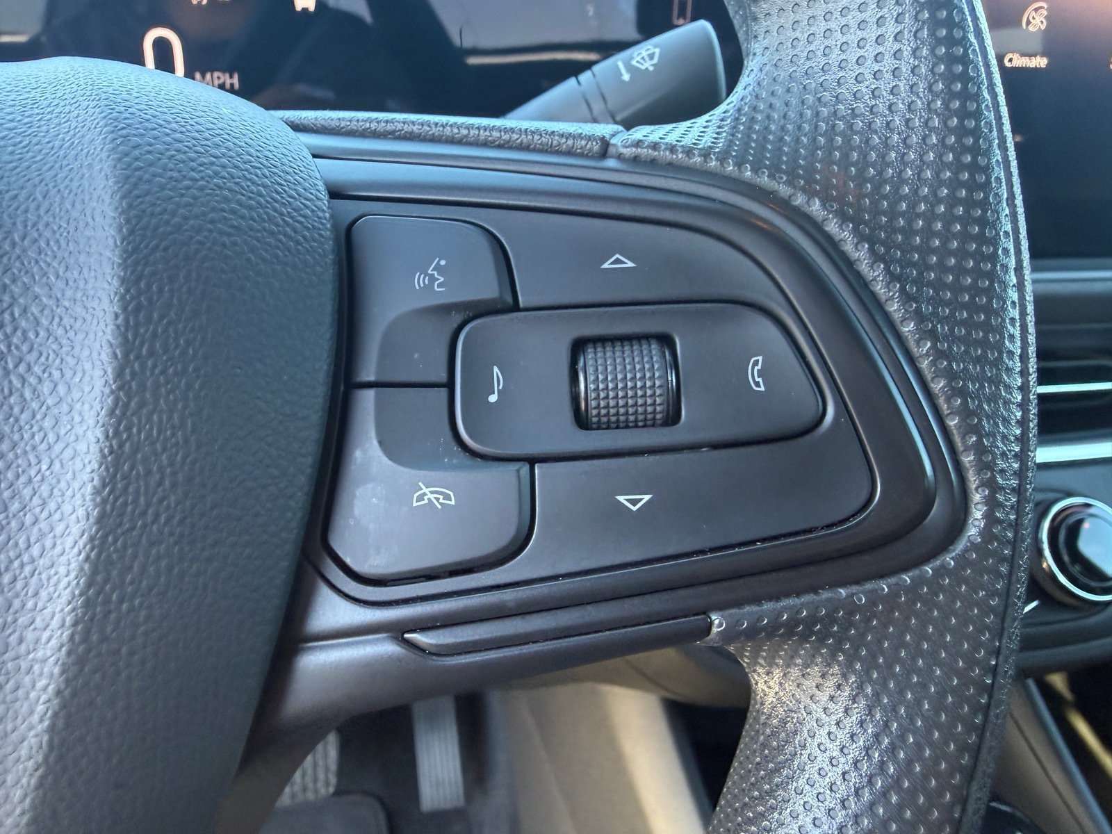 Used 2024 Buick Envista Preferred w/ Convenience II Package image 15
