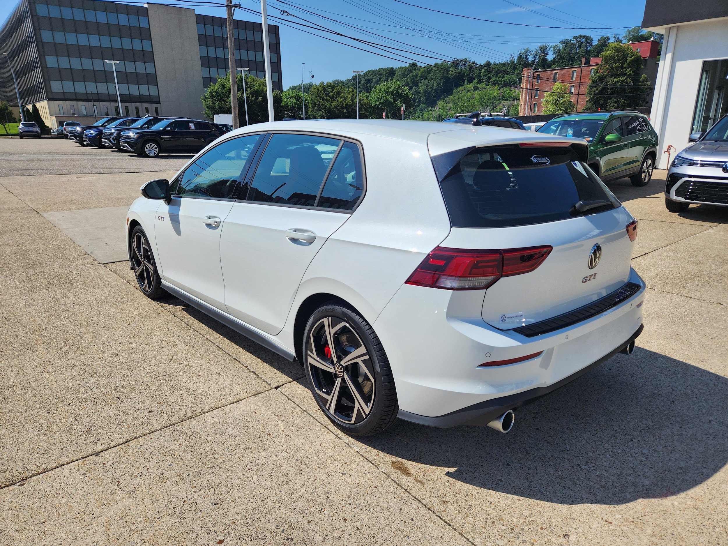 New 2025 Volkswagen GTI SE FWD image 4