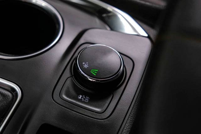 Used 2019 Chevrolet Traverse RS image 23