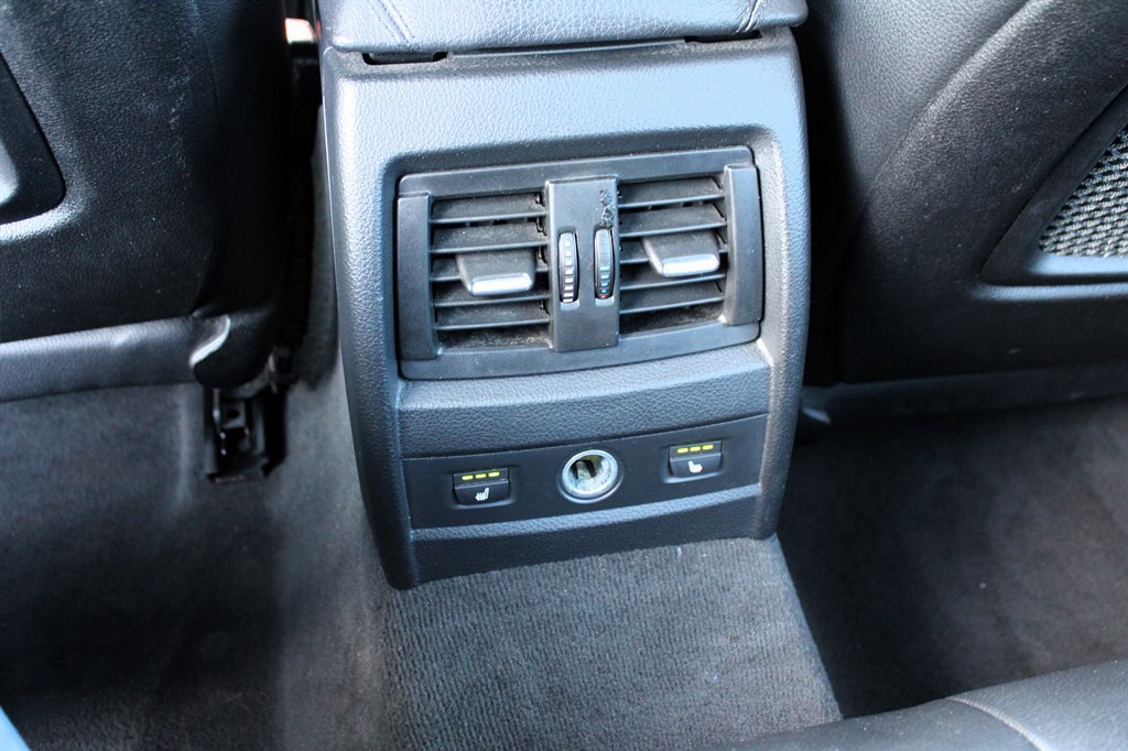 Used 2013 BMW 335i xDrive Sedan AWD/4WD image 20
