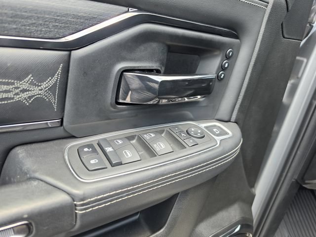 Used 2022 RAM 2500 Limited AWD/4WD image 17