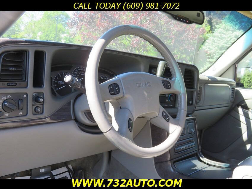 Used 2003 GMC Yukon XL Denali AWD/4WD image 23