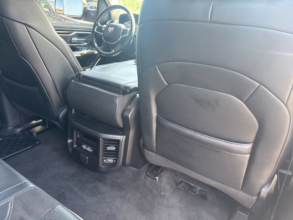 Used 2022 RAM 1500 Laramie AWD/4WD image 44