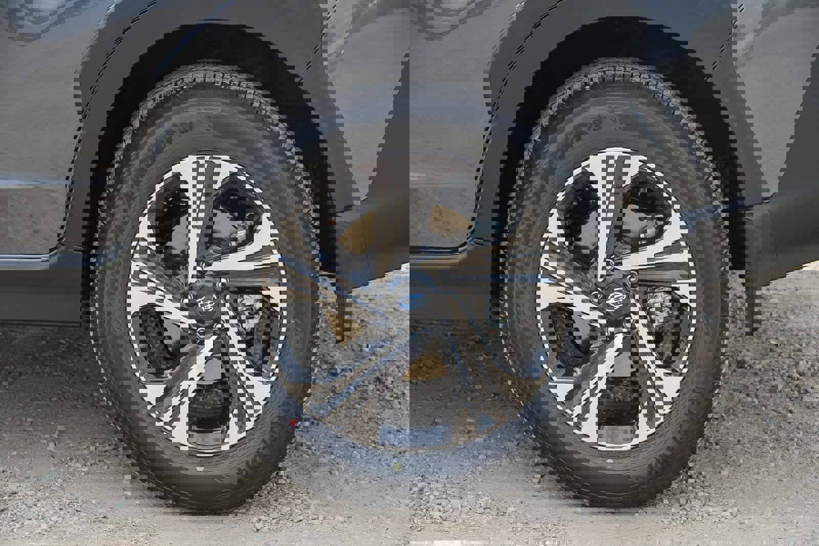 Used 2025 Subaru Crosstrek 2.0i Premium image 10