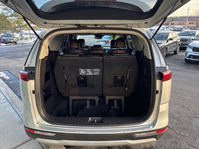 Certified 2023 Kia Carnival LX image 7