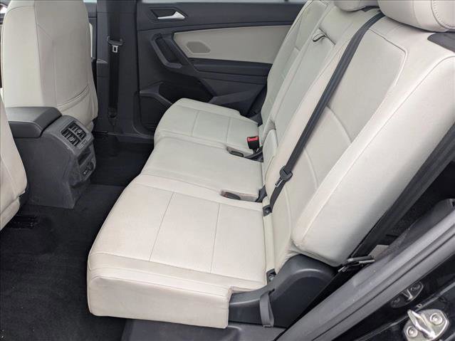 Used 2021 Volkswagen Tiguan SE R-Line image 19