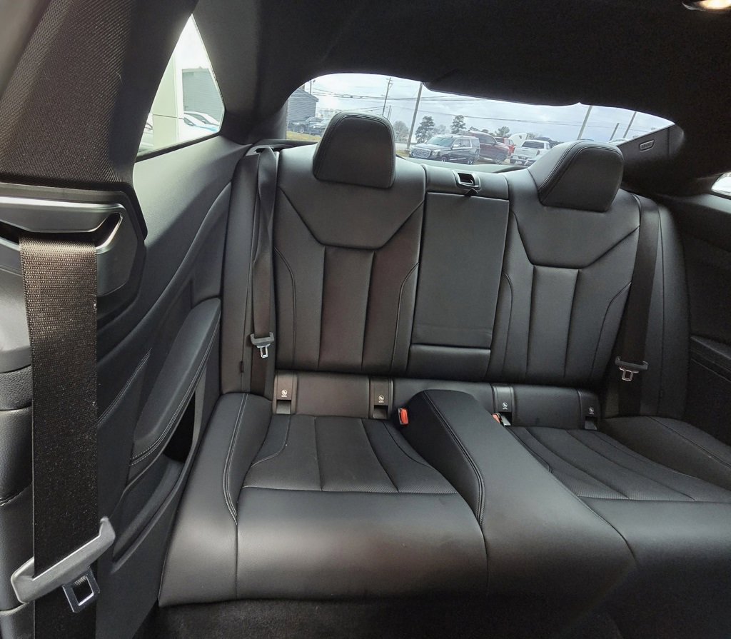 Used 2022 BMW M440i Coupe w/ Premium Package image 18