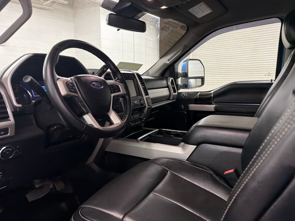 Used 2020 Ford F250 Lariat w/ Lariat Value Package image 6