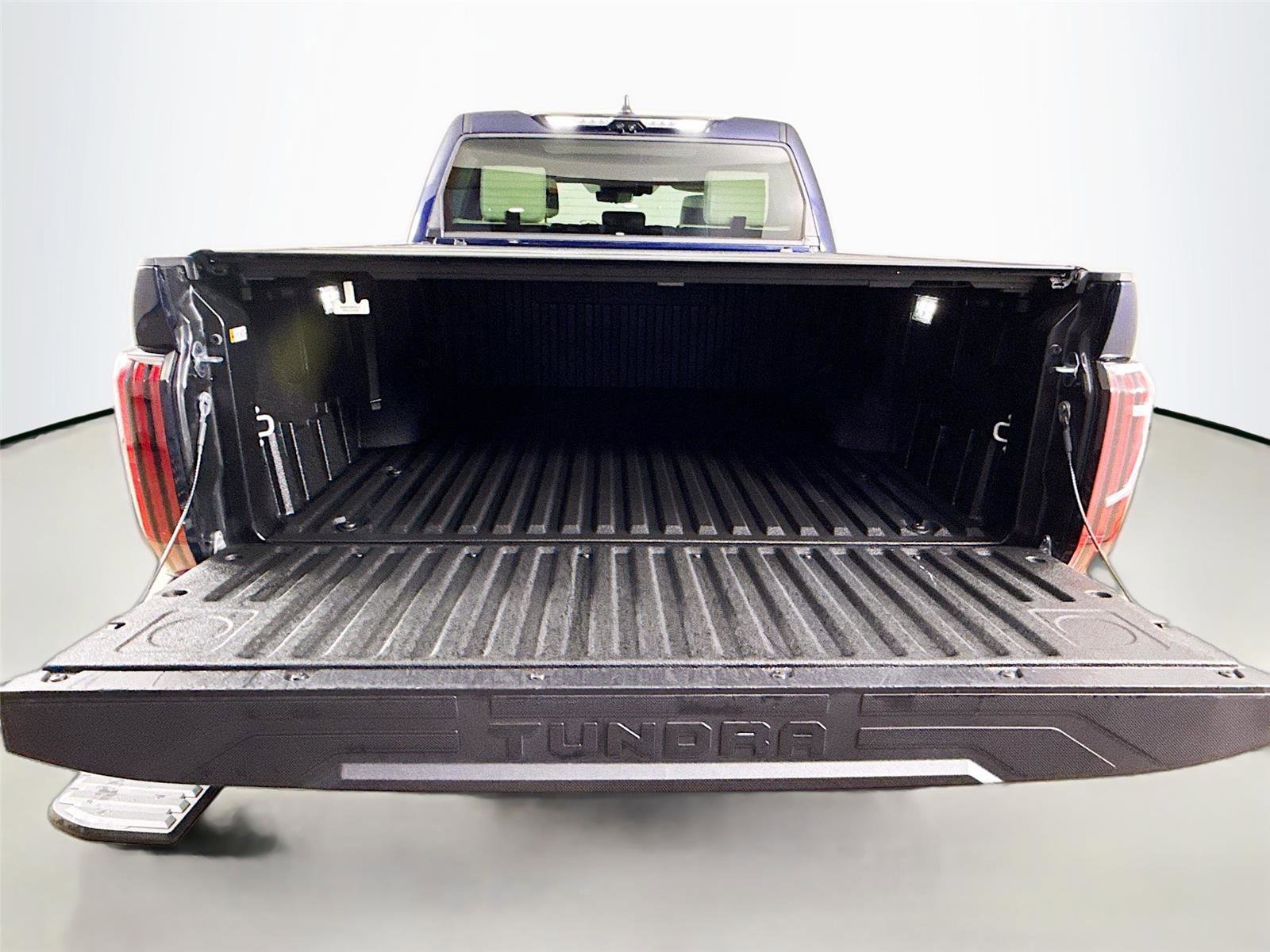 Used 2025 Toyota Tundra Capstone AWD/4WD image 27