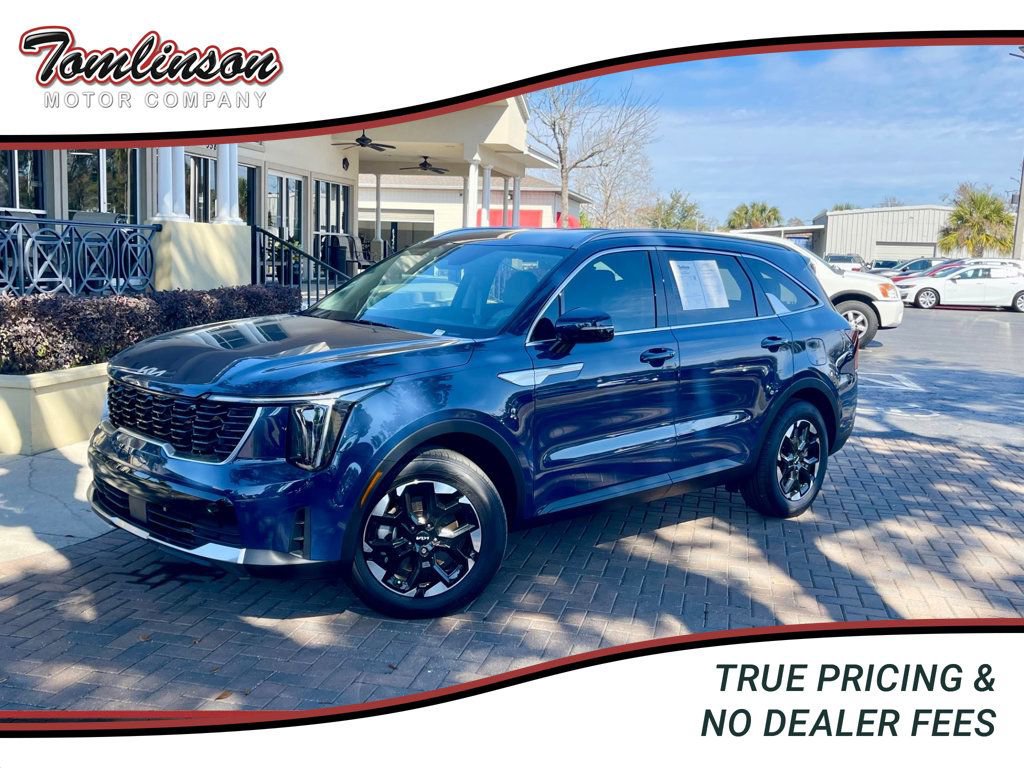 Used 2025 Kia Sorento S