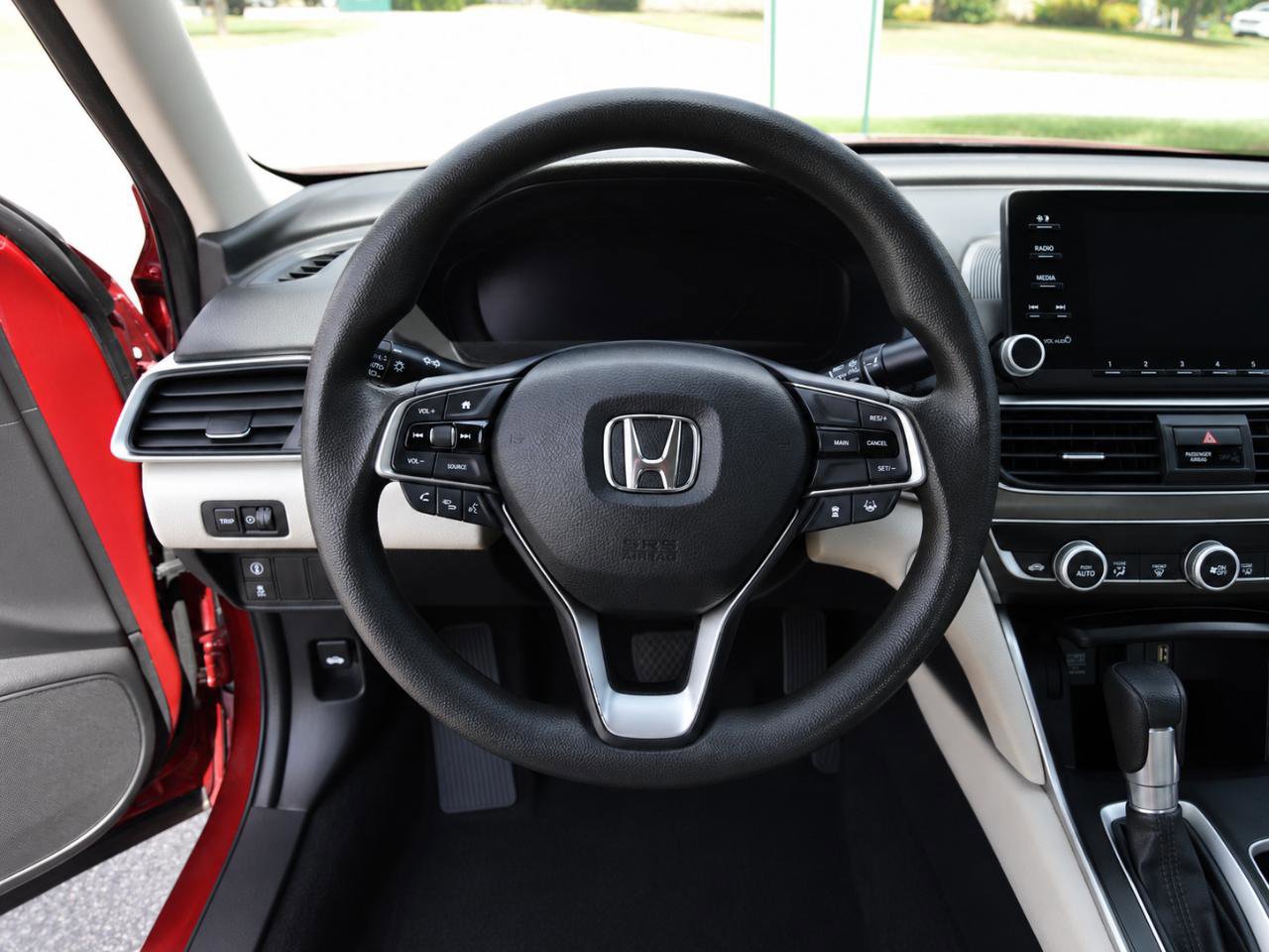 Used 2019 Honda Accord LX image 8