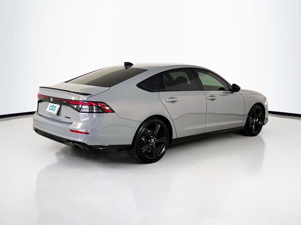 Used 2025 Honda Accord Sport image 8