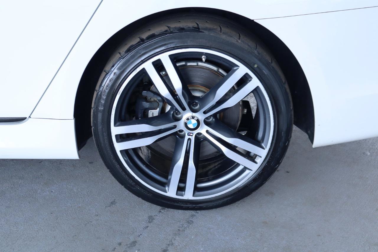 Used 2016 BMW 750i RWD image 11