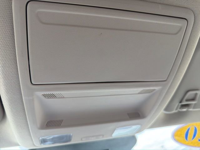 Used 2020 Ford Escape SE image 17