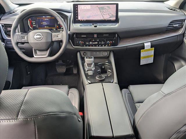 New 2026 Nissan Rogue Platinum image 14