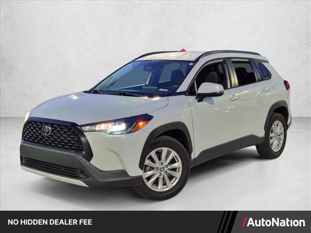 Used 2023 Toyota Corolla Cross LE FWD image 1