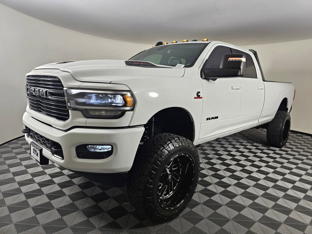 New 2024 RAM 3500 Laramie w/ Night Edition image 17