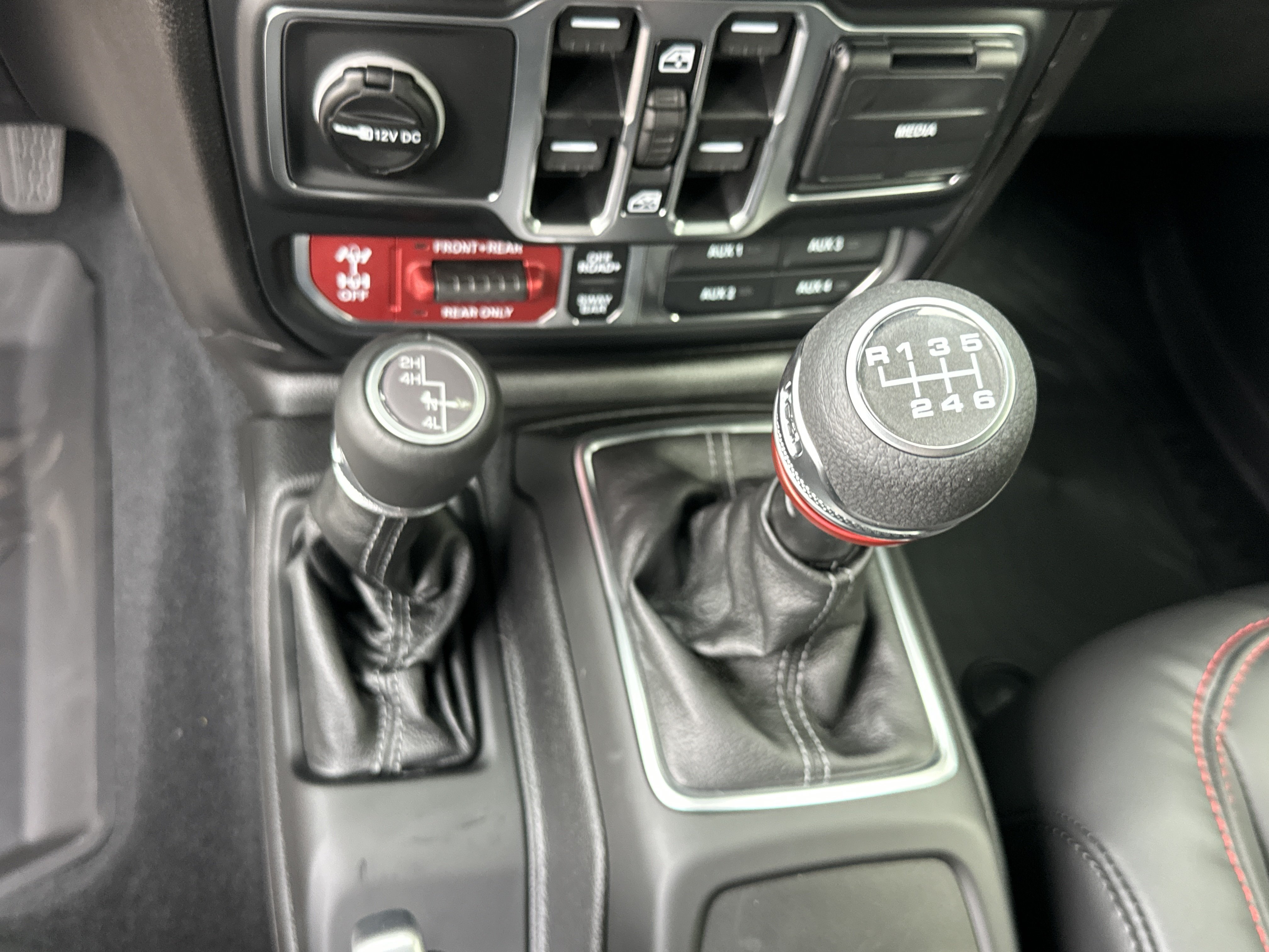 New 2027 Jeep Wrangler Unlimited Rubicon AWD/4WD image 6
