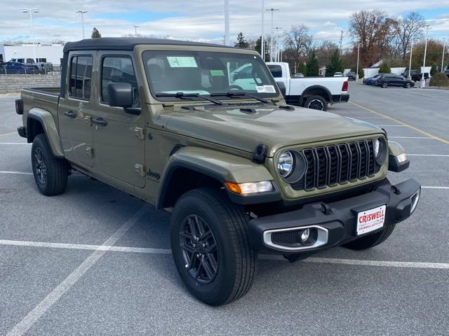 New 2026 Jeep Gladiator Sport AWD/4WD image 2