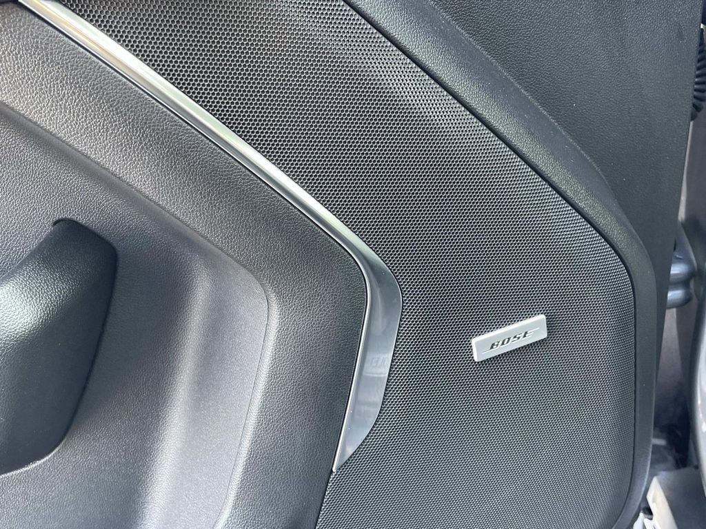 Used 2022 Chevrolet Tahoe LT w/ LT Signature Package image 19