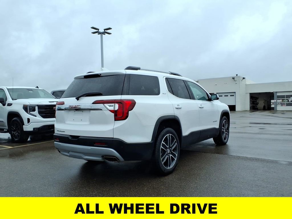 Used 2023 GMC Acadia SLT w/ Technology Package image 4
