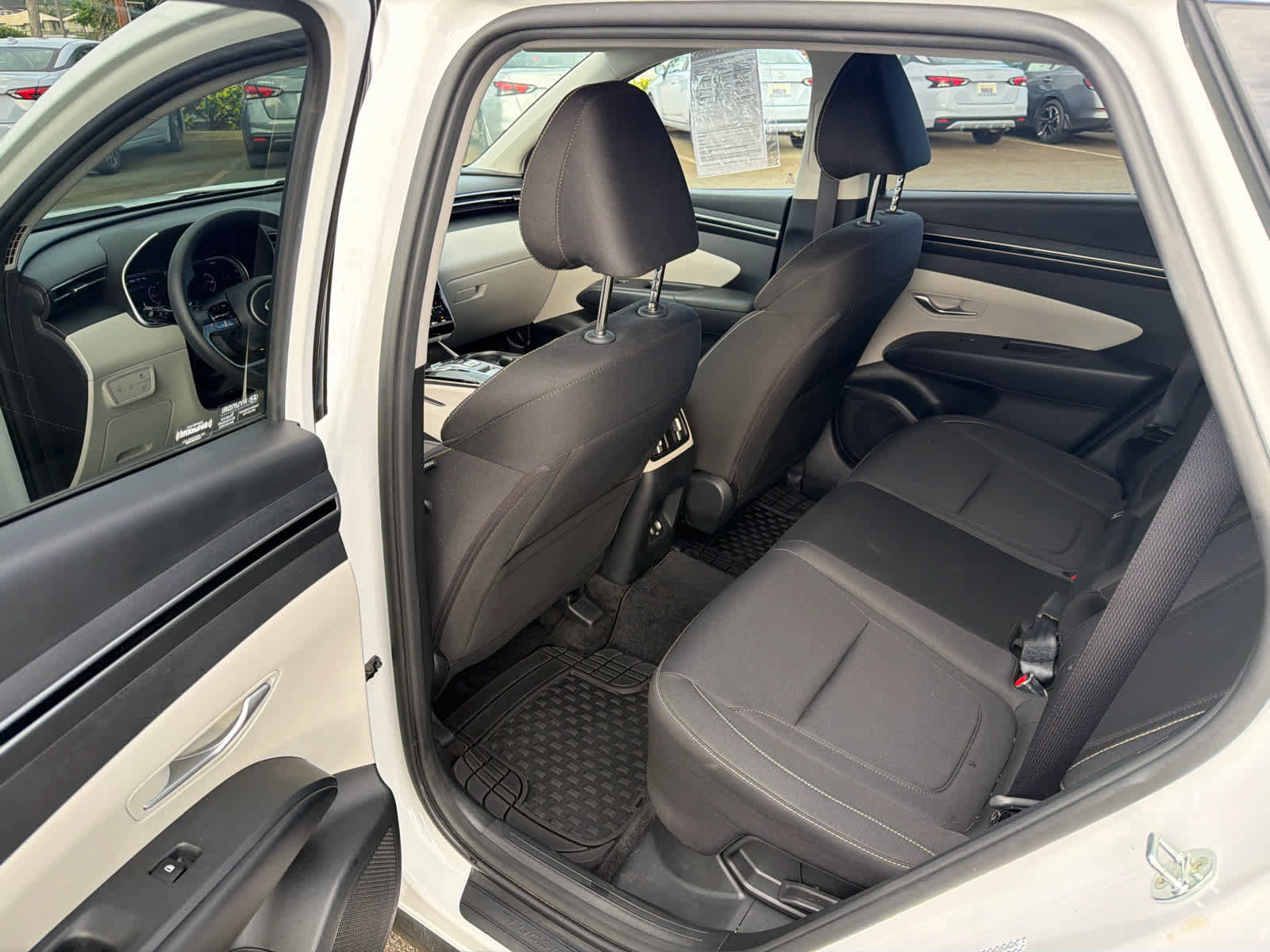 Used 2023 Hyundai Tucson Blue image 9